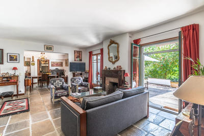 Maison - 209 m² - 6 pièces