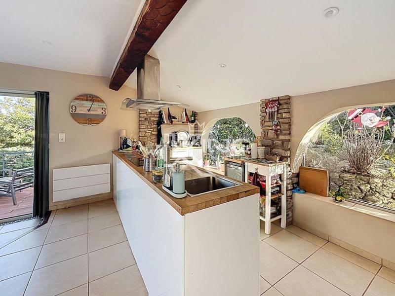 Maison - 127 m² - 5 pièces