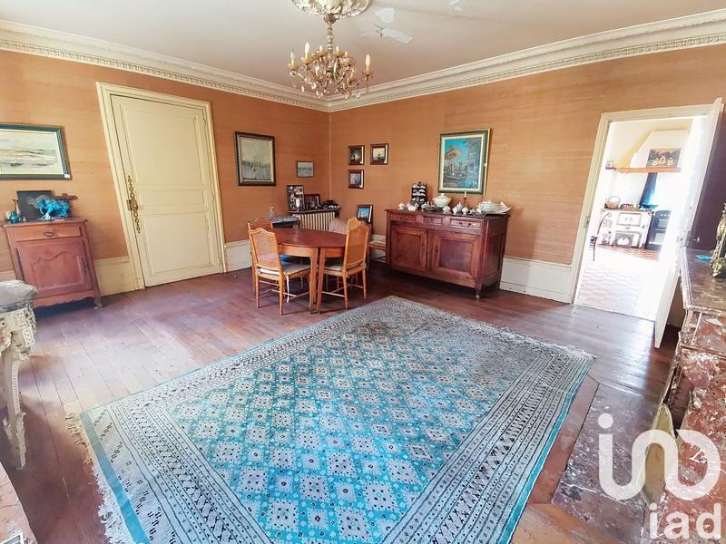 Maison - 300 m² - 9 pièces