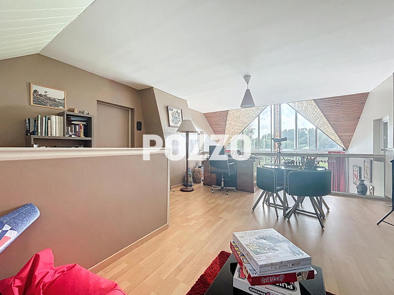 Maison - 285 m² - 7 pièces
