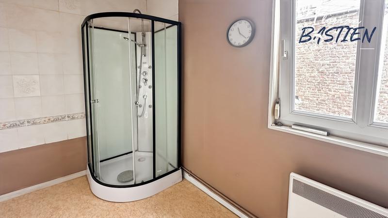 Immeuble - 170 m² - 6 pièces