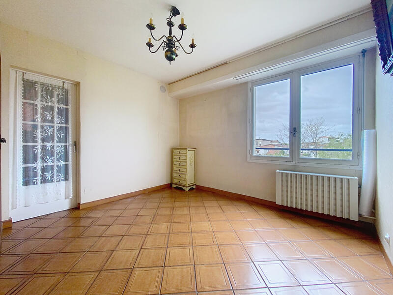 Appartement - 84 m² - 5 pièces