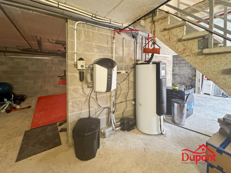 Maison - 92 m² - 5 pièces