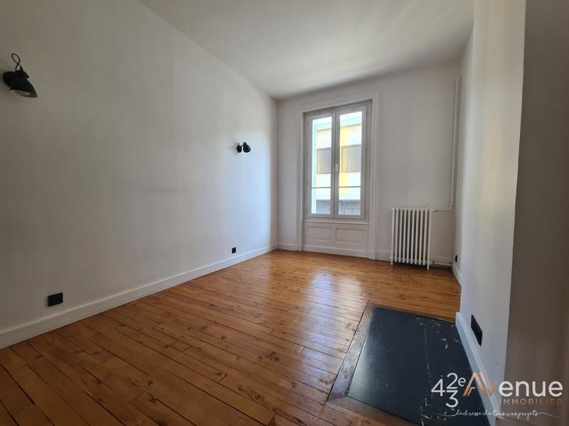 Appartement - 110 m² - 4 pièces