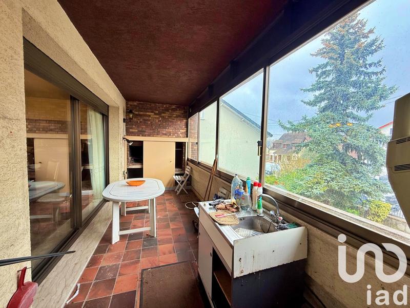 Maison - 182 m² - 7 pièces