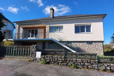 Maison - 99 m² - 4 pièces