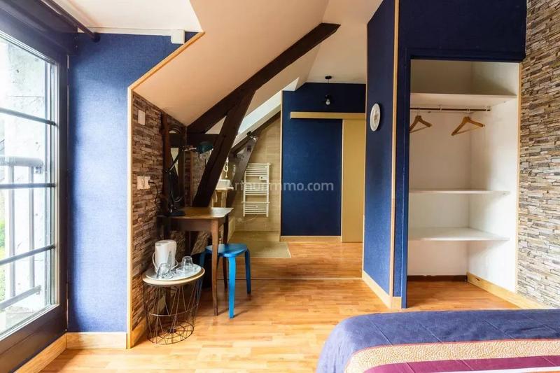 Maison - 313 m² - 10 pièces