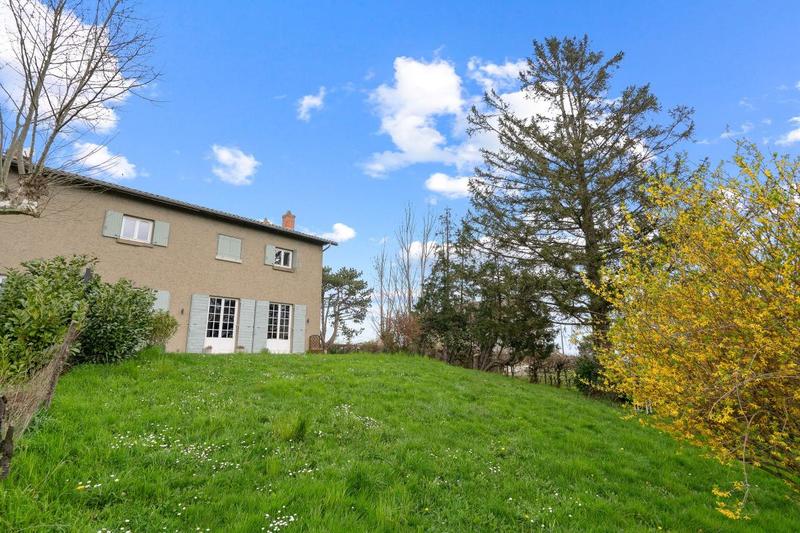 Maison - 200 m² - 6 pièces