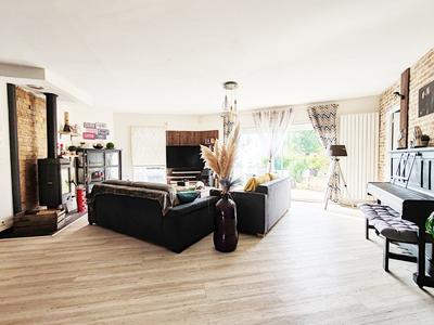 Maison contemporaine - 137 m² - 5 pièces