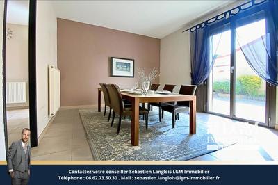 Maison - 145 m² - 6 pièces