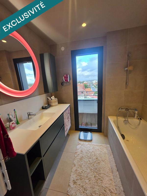 Appartement - 100 m² - 5 pièces