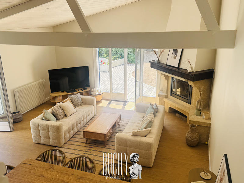 Maison - 188 m² - 7 pièces