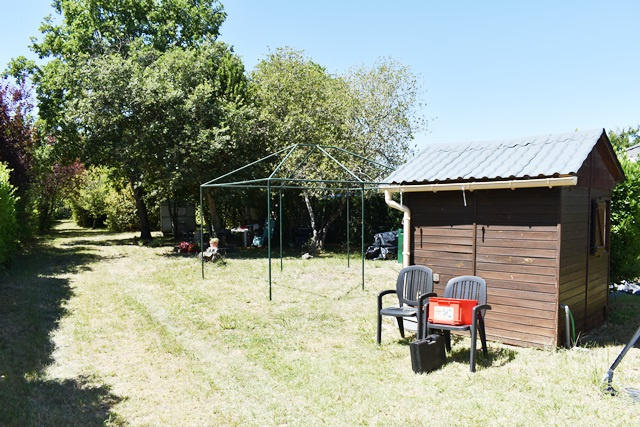 Terrain de loisirs - 1 895 m²