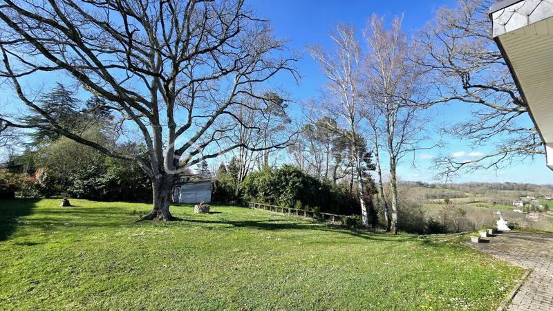 Maison - 153 m² - 5 pièces