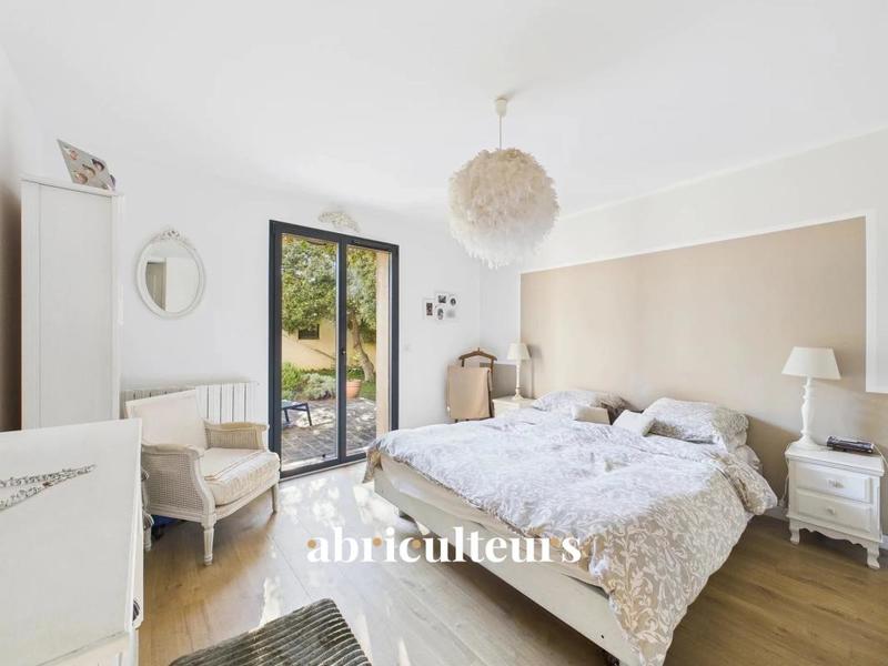 Maison ancienne - 252 m² - 8 pièces