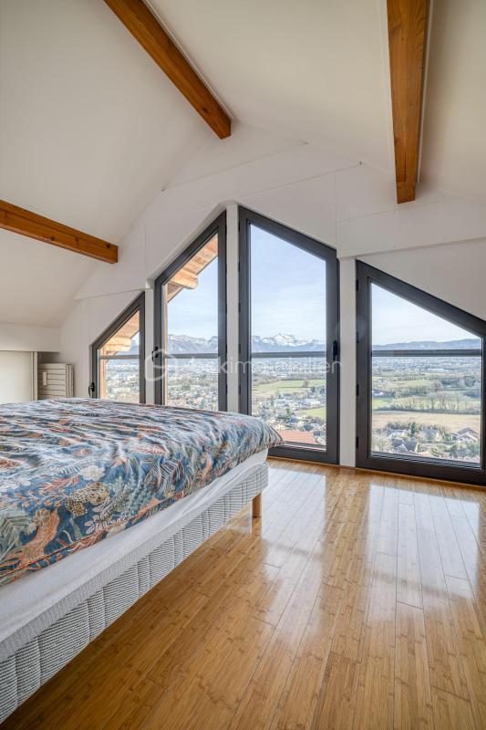 Maison - 212 m² - 6 pièces