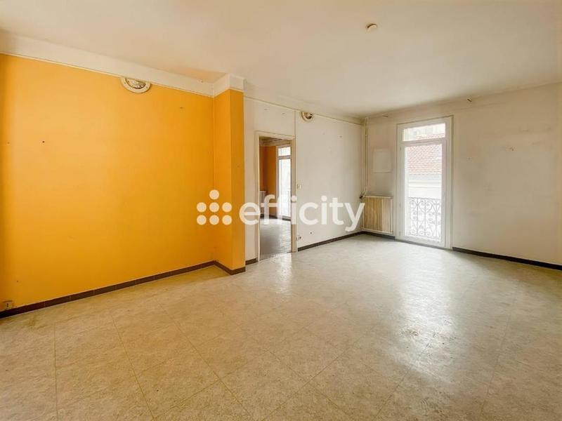 Appartement - 84 m² - 4 pièces