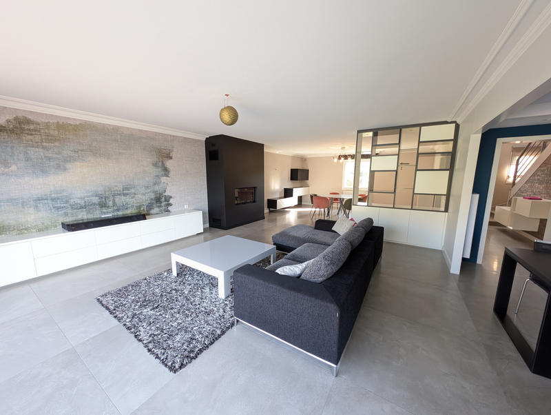 Maison - 196 m² - 7 pièces