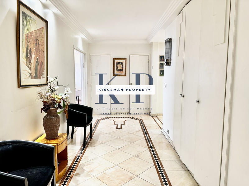 Appartement - 128 m² - 4 pièces