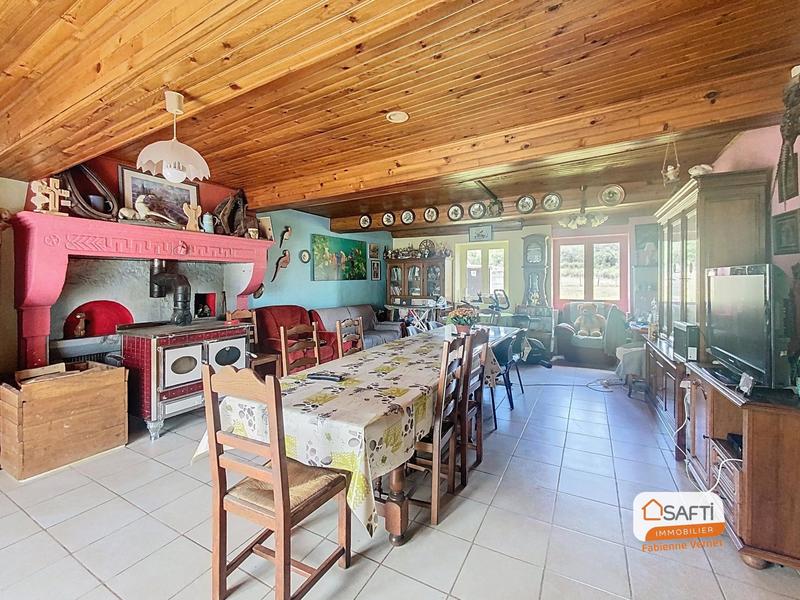 Maison - 120 m² - 5 pièces