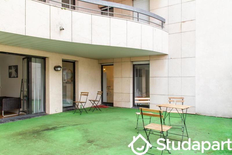 Chambre - 10 m² - 1 pièce