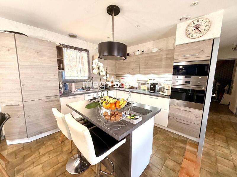 Maison traditionnelle - 120 m² - 5 pièces