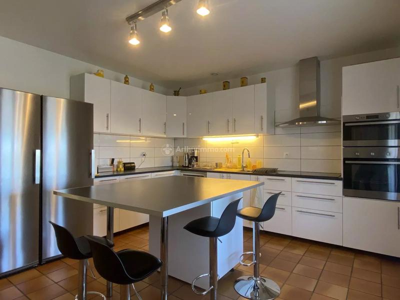 Maison - 223 m² - 4 pièces