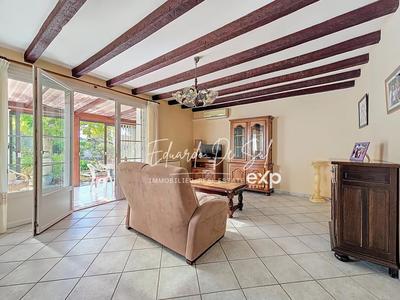 Maison - 98 m² - 4 pièces