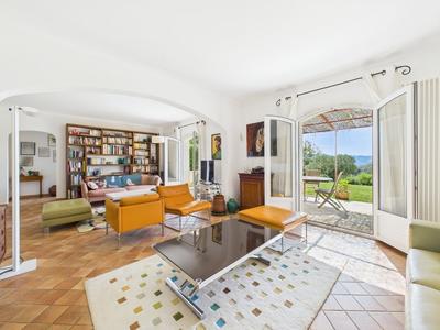 Villa - 167 m² - 5 pièces