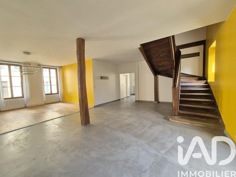 Maison - 183 m² - 7 pièces