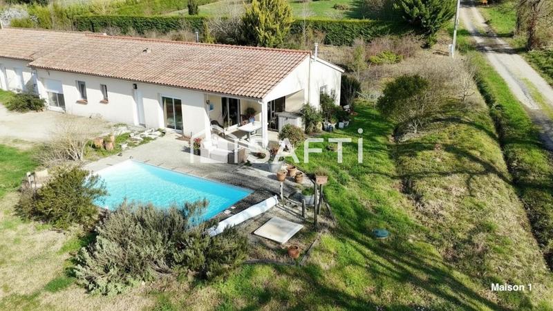 Maison - 210 m² - 10 pièces