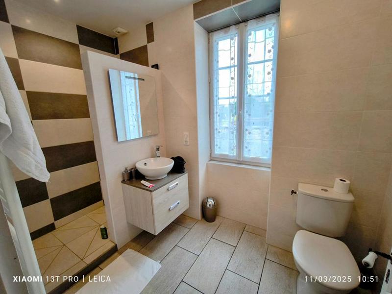 Maison - 365 m² - 10 pièces