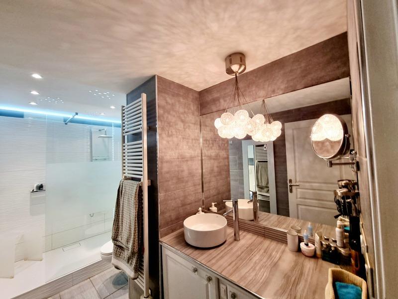 Appartement - 132 m² - 5 pièces