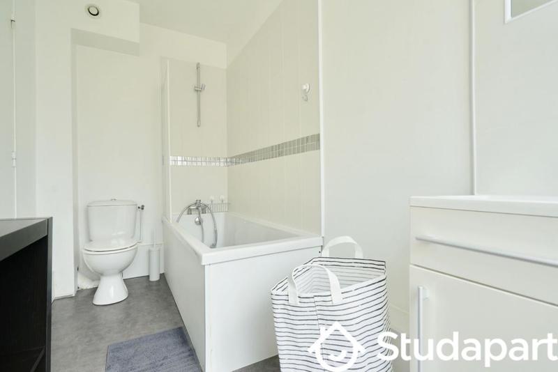 Chambre - 14 m² - 1 pièce