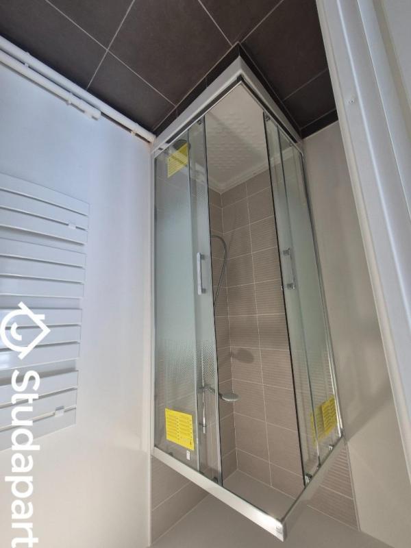 Chambre - 15 m² - 1 pièce