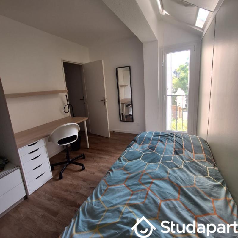 Chambre - 15 m² - 1 pièce