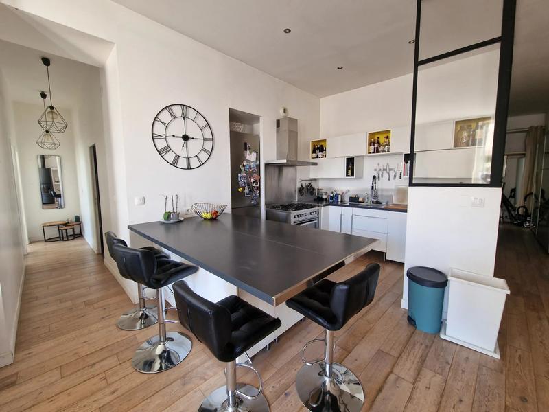 Appartement - 91 m² - 3 pièces