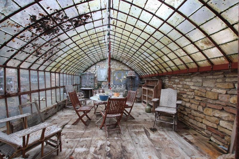 Immeuble - 246 m² - 9 pièces