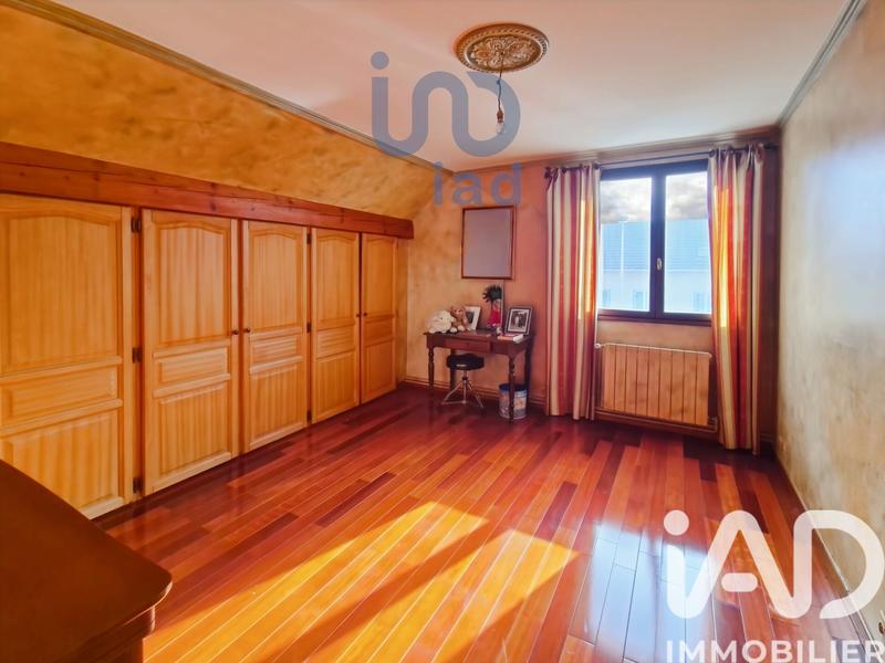 Maison - 157 m² - 7 pièces