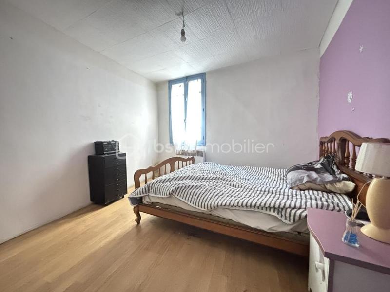 Maison de village - 80 m² - 4 pièces