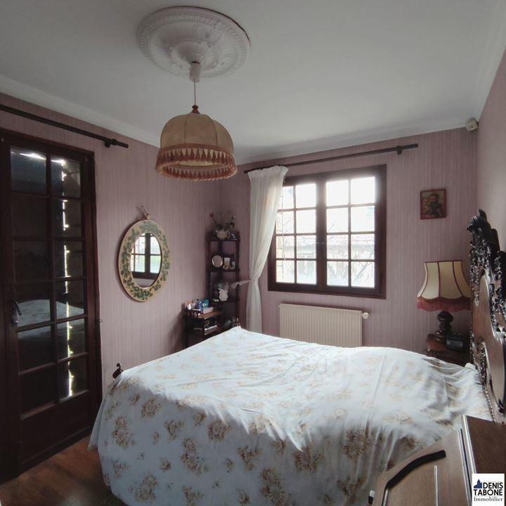 Maison traditionnelle - 122 m² - 6 pièces