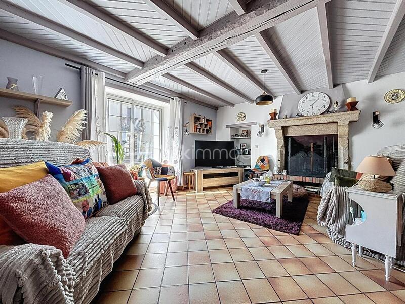 Maison en pierre - 143 m² - 6 pièces