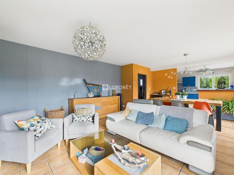 Maison - 134 m² - 7 pièces