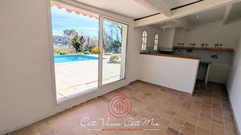 Maison - 307 m² - 10 pièces