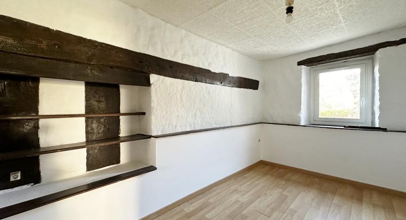 Maison - 377 m² - 12 pièces