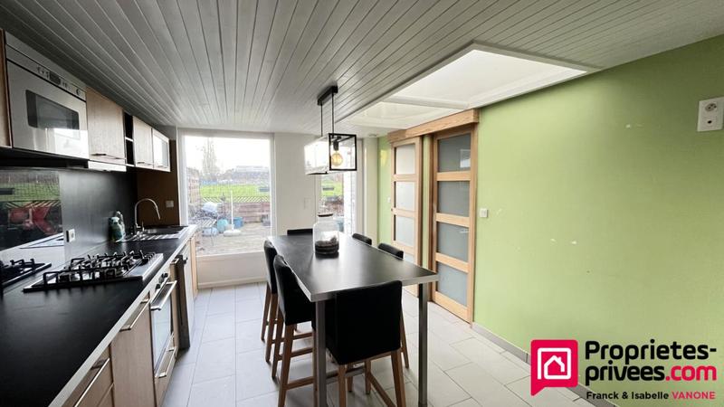 Maison - 105 m² - 4 pièces