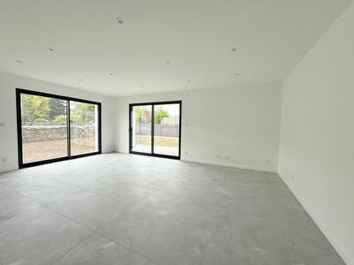Maison - 115 m² - 4 pièces