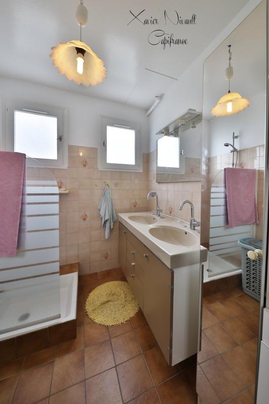 Maison - 224 m² - 8 pièces