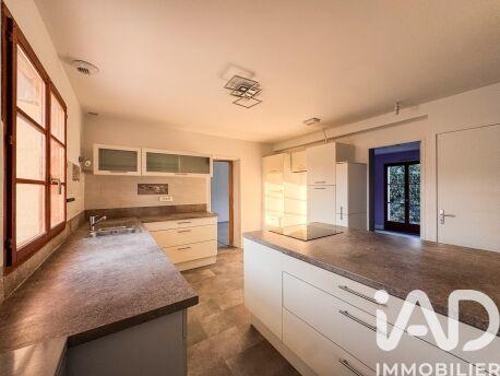 Maison - 165 m² - 7 pièces