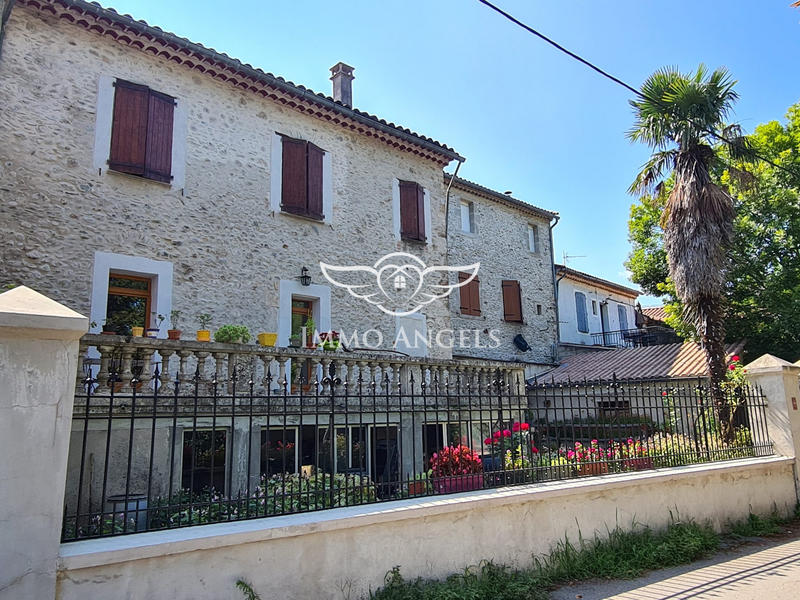 Maison ancienne - 276 m² - 10 pièces